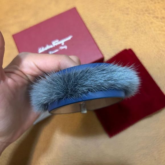 NWT Salvatore Ferragamo Real Fur Dyed Bracelet Blue - Picture 2 of 9